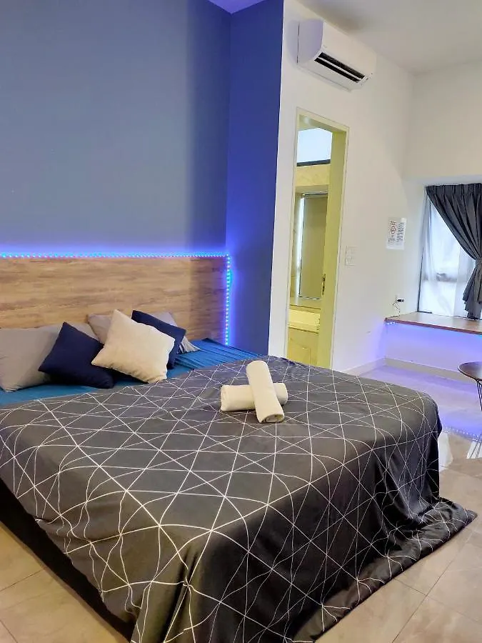 Imperio Residence Bathtub Studio At Malacca Town-Near Jonker Street 0*,  Malaysia